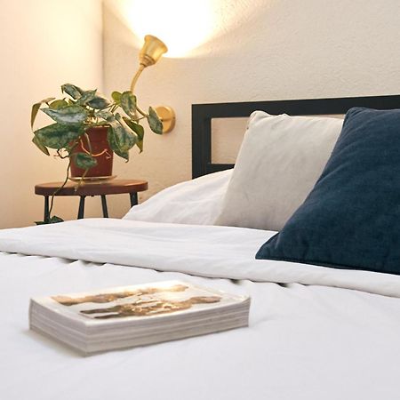 Jungle Jaffa Hostel Age 18 To 45 Тель-Авів Екстер'єр фото