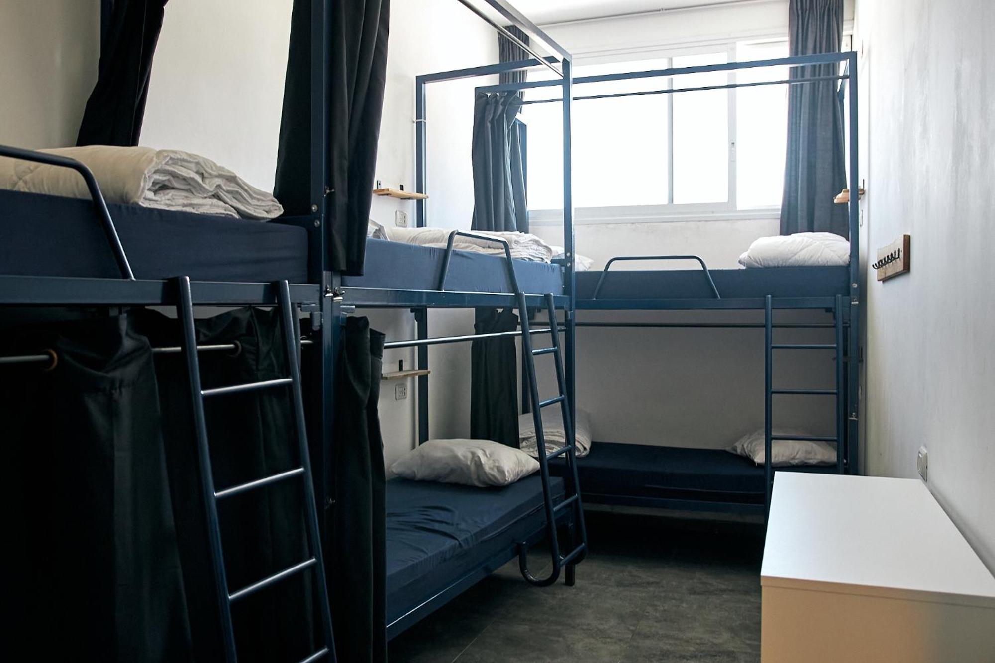 Jungle Jaffa Hostel Age 18 To 45 Тель-Авів Екстер'єр фото