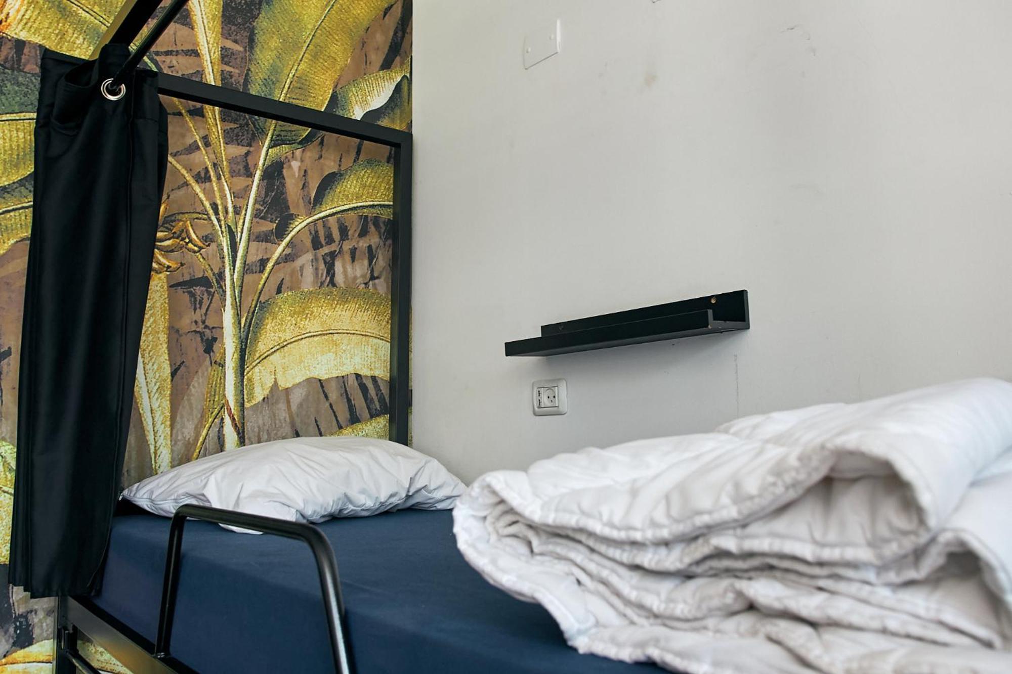 Jungle Jaffa Hostel Age 18 To 45 Тель-Авів Екстер'єр фото